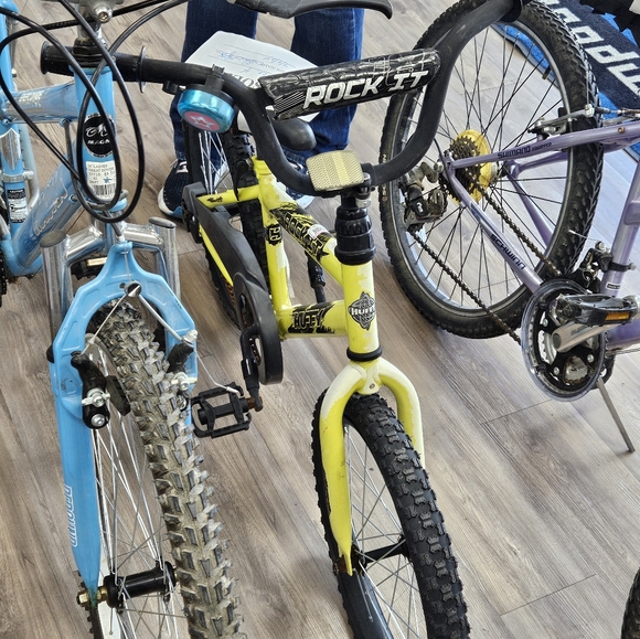 Meet your Posher, Lamar - Picture 4 of 4